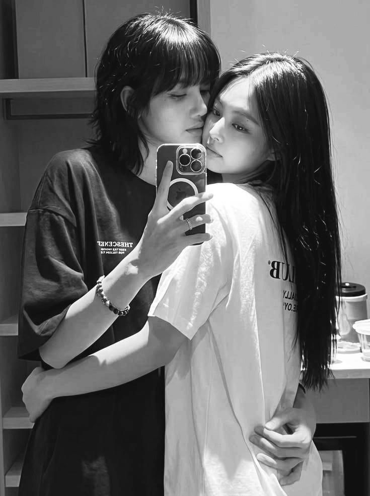 ninicolk_'s tweet photo. #Jenlisa #sexrol #sex #nopor 
#viralvídeo

Como me encanta sentir su gran polla dentro de mi completa.. https://t.co/fh5BlApTQu