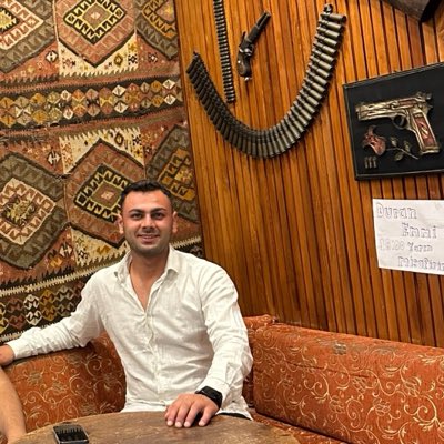 mertoefe's tweet photo. #YeniProfilResmi https://t.co/fu9Iqf5LDH