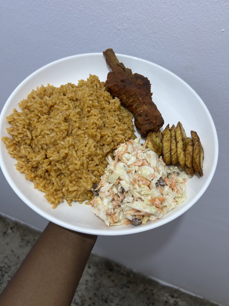 auntyajoke_'s tweet photo. Sunday rice inspired by our chef 😍 @ptreatshaven https://t.co/BetHuKFLhK