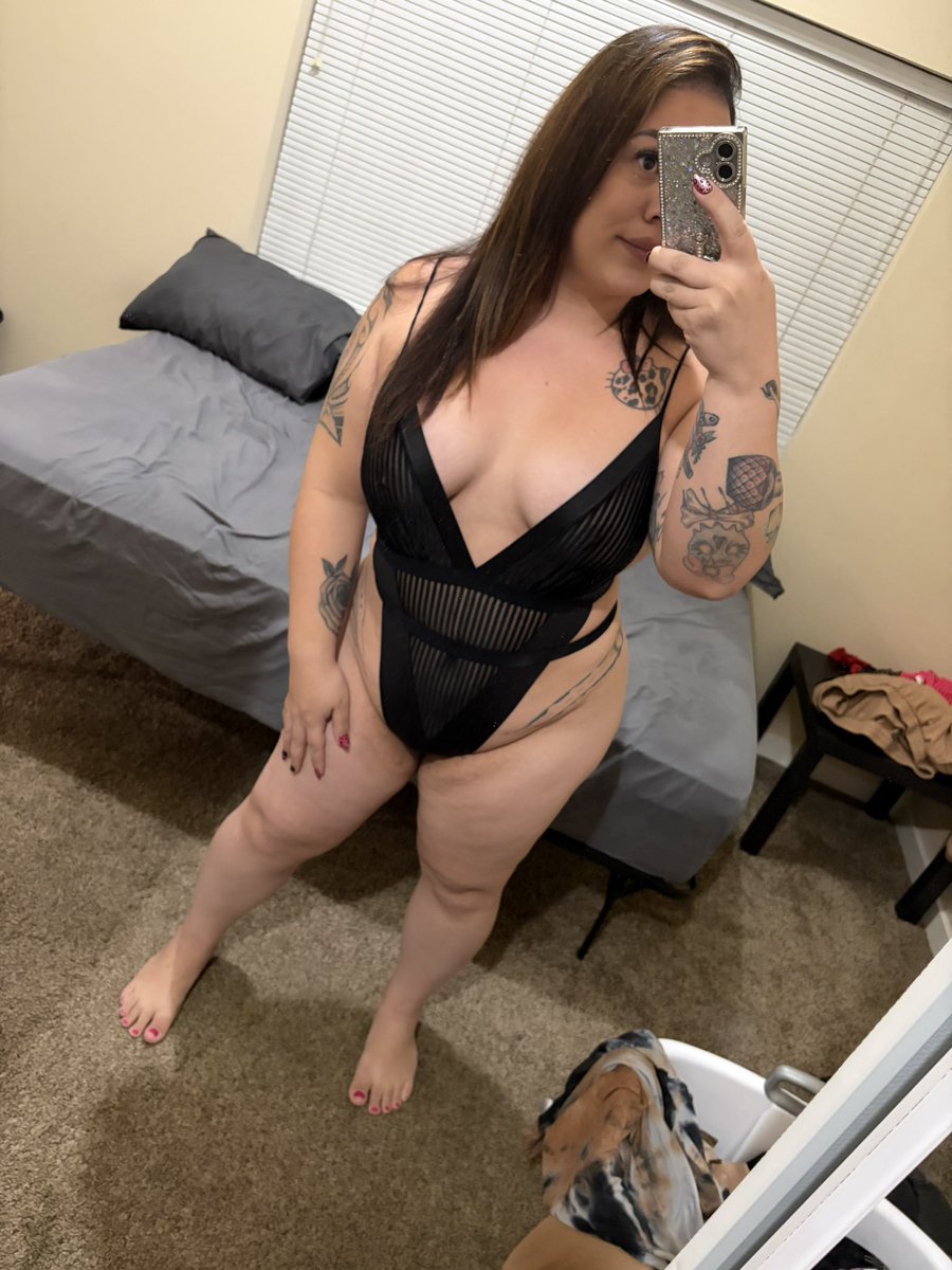 CamilleMarie808's tweet photo. Curves on display. ✨ Embracing every single angle with a little bit of lace and a whole lot of confidence. High-waisted cuts are the ultimate move for emphasizing the waist and celebrating thick hips. 🖤
#SlimThick #CurvyFashion #LingerieStyle #BodyPositivity #ConfidenceIsSexy
 #ts #trans #Tatted #fairfieldCa