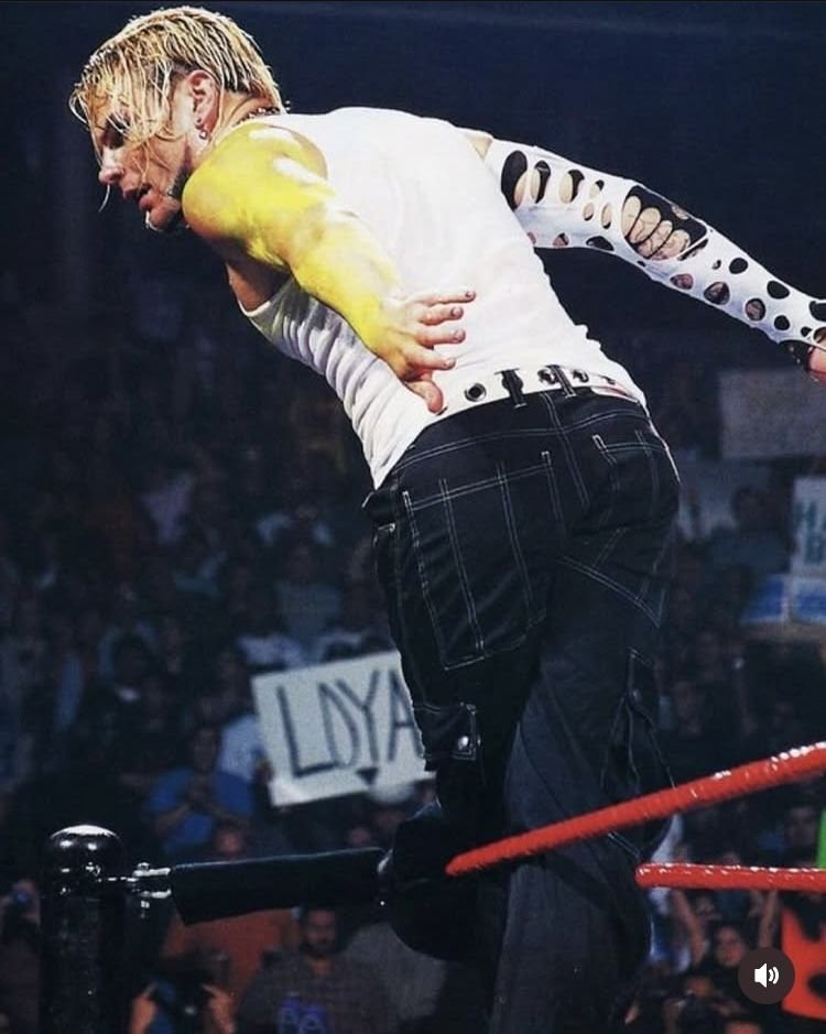 RuthlessAggresr's tweet photo. Jeff Hardy photos that go hard https://t.co/PSXJuUiSp9