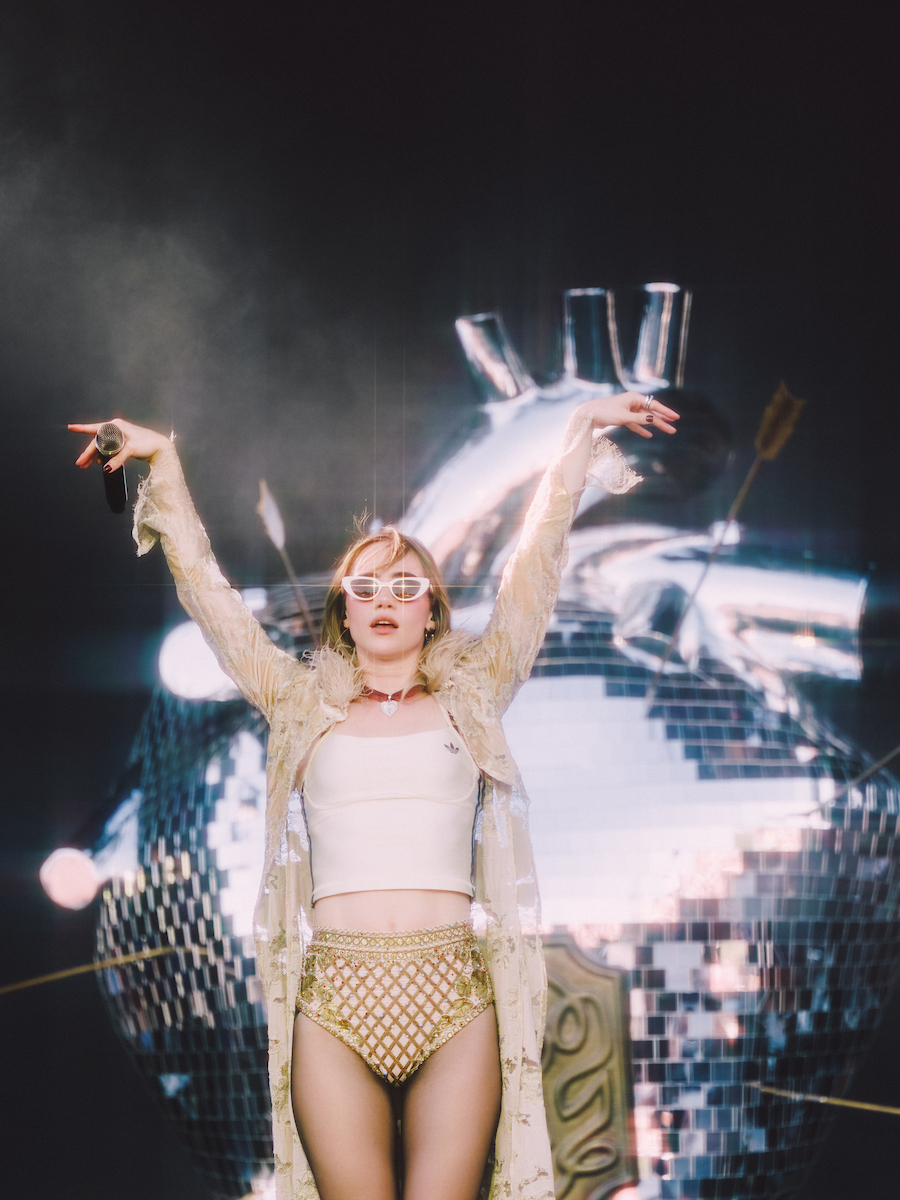 aclfestival's tweet photo. How lucky we are to love @sukiwaterhouse 

📸: Dusana Karam https://t.co/wfOrDcXlxc