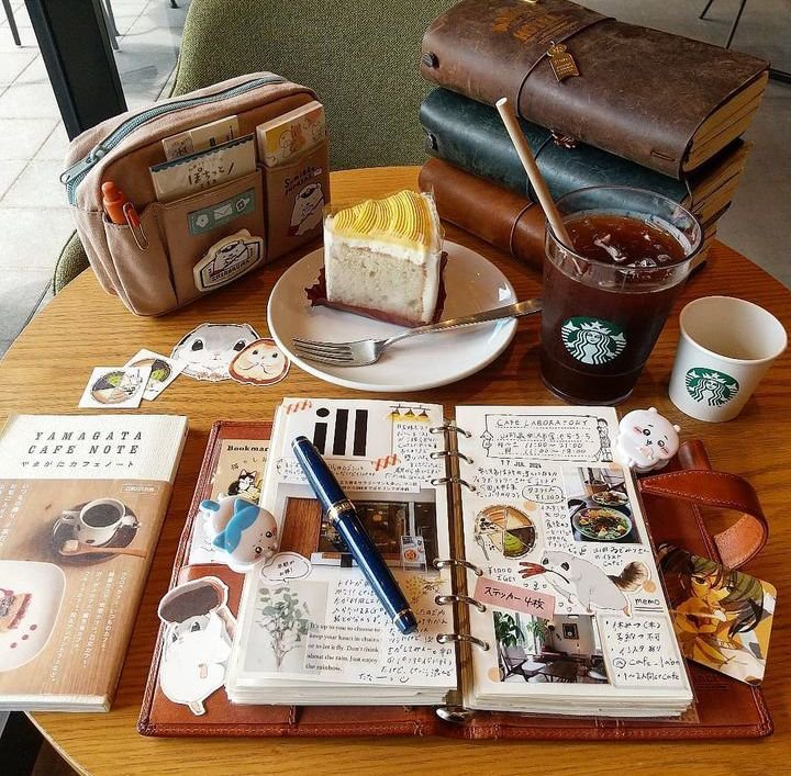 islaboards's tweet photo. Coffee and journaling  ☕ 📖 https://t.co/zazaPoQowt