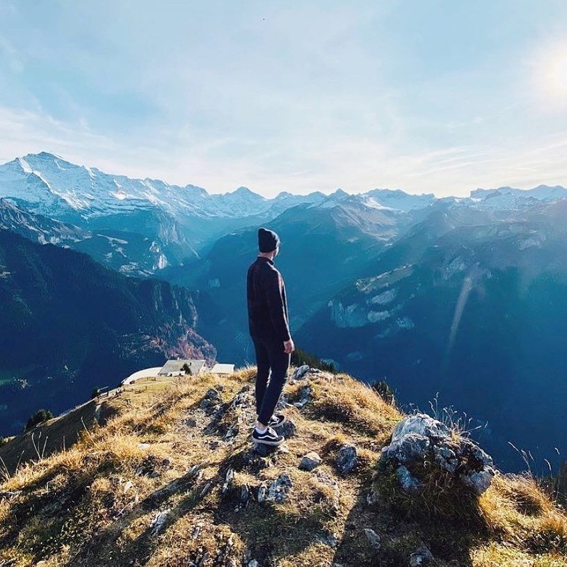 DiverCityMx's tweet photo. En la cumbre, el viajero respira libertad.
Explorar es volver a pertenecer al mundo.
Etiqueta a quien llevarías. 🌄
#ViajarConOrgullo #DescubreElMundo
#DiverCityMx #TuEstiloInteligenteDeViajar
🖼️ #Follow 👉 https://t.co/Ifx3m0okZv https://t.co/o1MMg2gs1Z