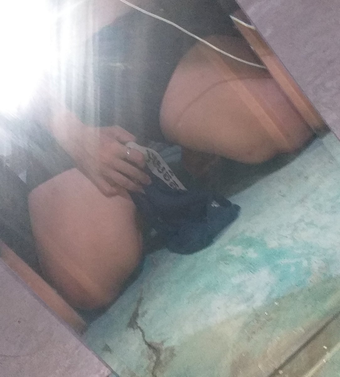 Baocubu2004's tweet photo. chiếc quần lót đầy tinh 💦👅 https://t.co/UmDIU0PE9J