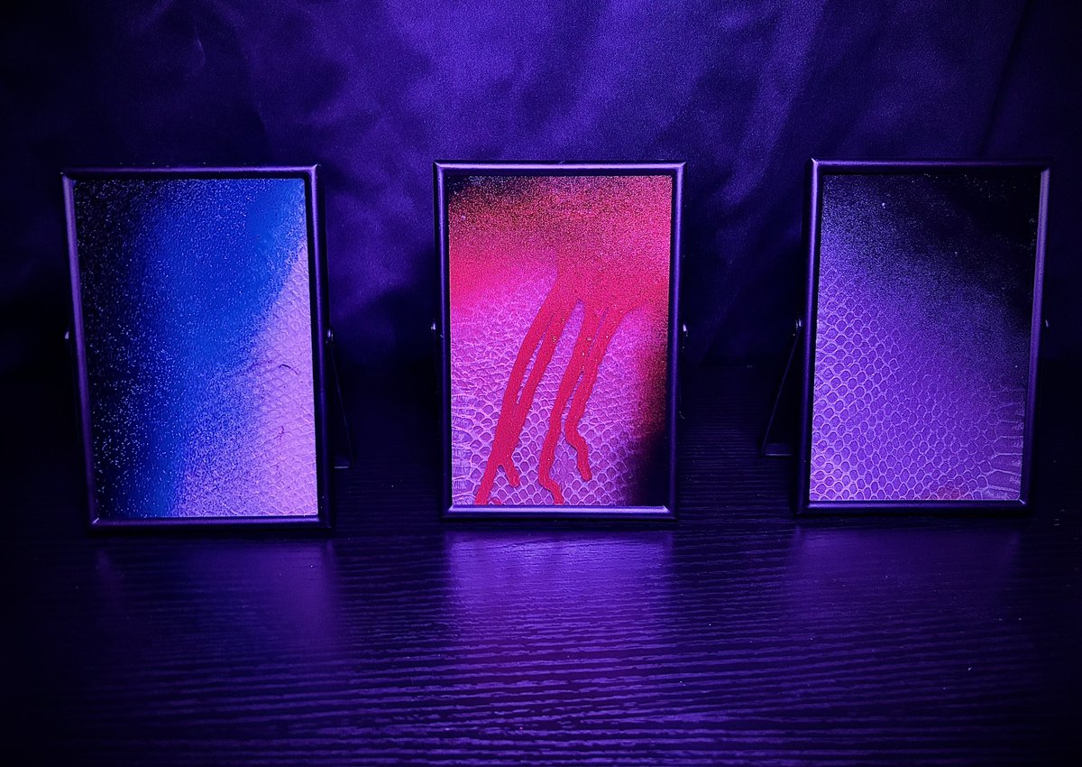 AndreShakti's tweet photo. Just finished these lil snakeskin frames (same pieces, two different lighting effects). What do we think? 🤔 🐍 

https://t.co/cvQXvLz6Qe https://t.co/VE4W3tkLCG