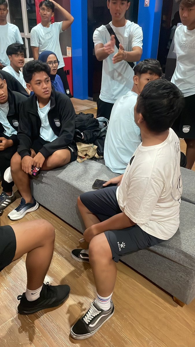 bayudwiw_'s tweet photo. Pemain dan official sudah aman yah barudak sedang proses lanjutan https://t.co/ffRoDBNQjZ