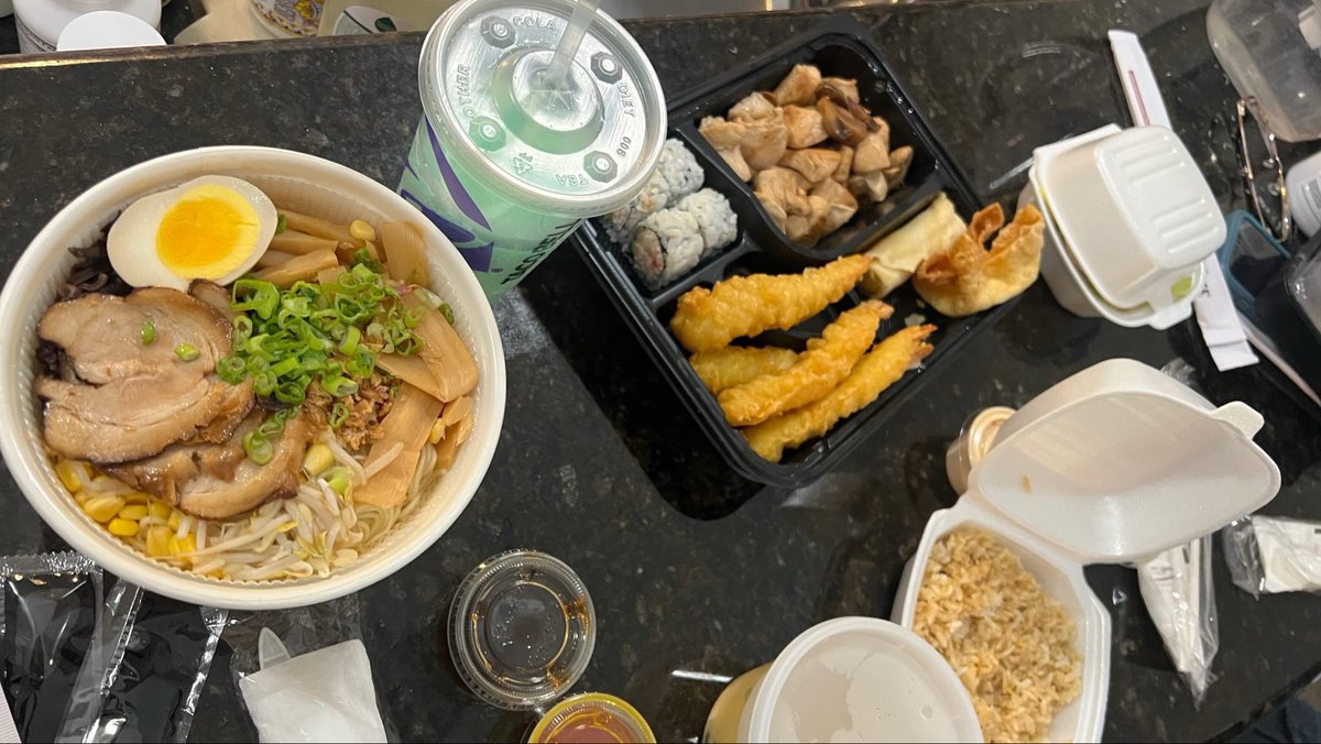 saiunhinged's tweet photo. mmmmm yummy food for acid trip https://t.co/ctwp6Ch6GZ