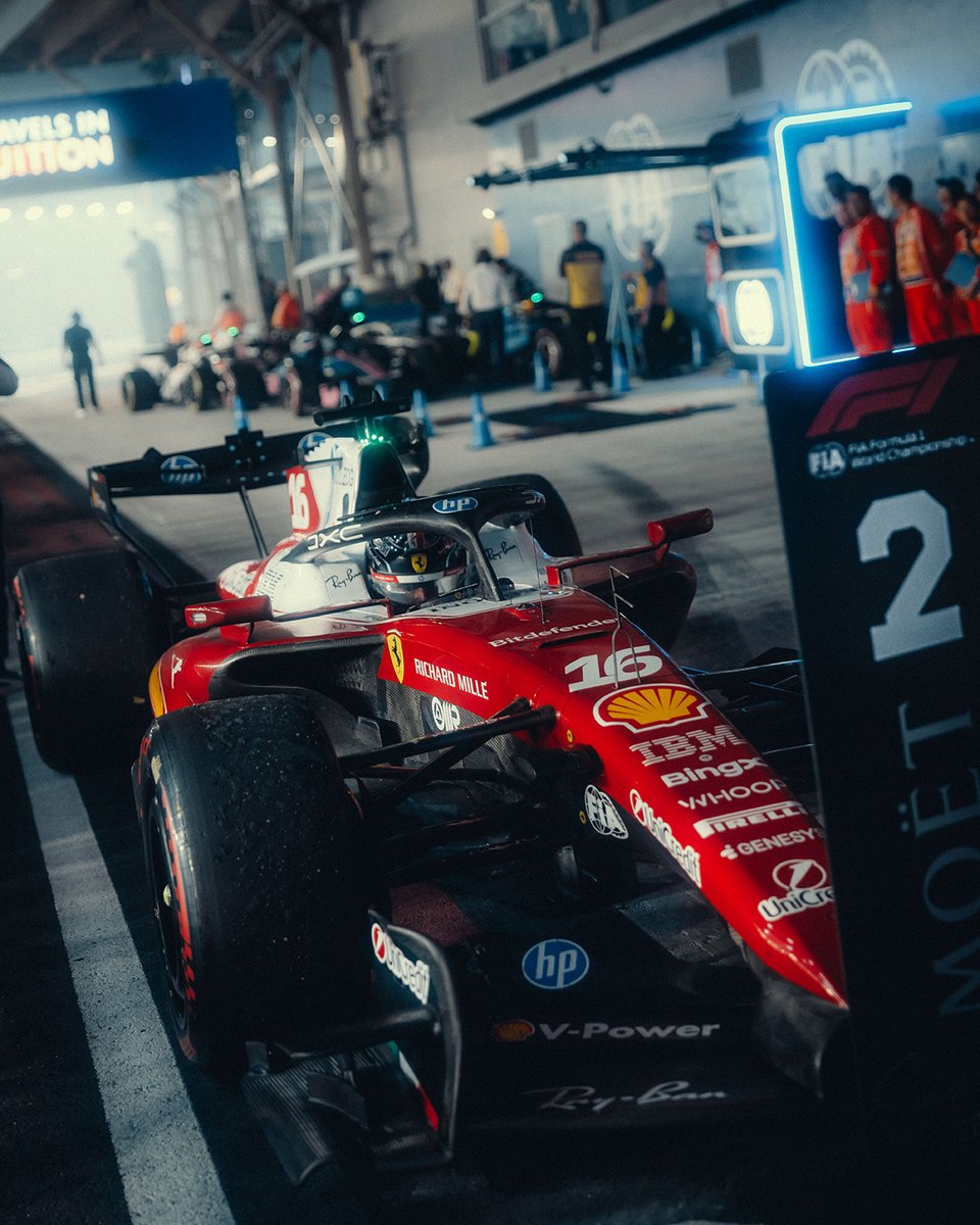 ScuderiaFerrari's tweet photo. Warm nights and rolling up to Parc fermé ✨🌑✨😌 https://t.co/bJxqQwwuBY