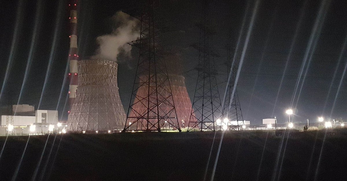 OstanniyCap's tweet photo. Immediately after President Trump announced an energy truce, the Russians damaged a power plant in Kharkiv, Ukraine. That is how Putin respects President Trump. https://t.co/AlqhMB23G9
