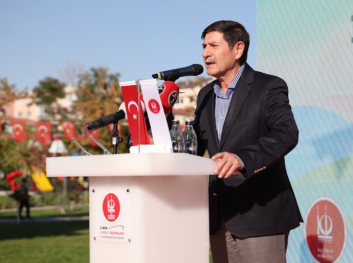 AkKeciorenResmi's tweet photo. Siyasi ve Hukuki İşler Başkanımız Sayın İsmail Özel, Yürütme-Yönetim Kurulu Üyelerimiz, Belediye Başkanımız Sayın Dr. Mesut Özarslan ile birlikte; ''ENGELSİZ GELECEK TANITIM PROGRAMI 350 ENGELLİ ÇOCUKLAR ÇALIŞMALARININ TANITIMI'' programına katılım sağladık. 

@RTErdogan
@hakanhanozcan
@erhansarigol
@AkpartiAnkara
@omerfarukislam
@OzarslanMesut