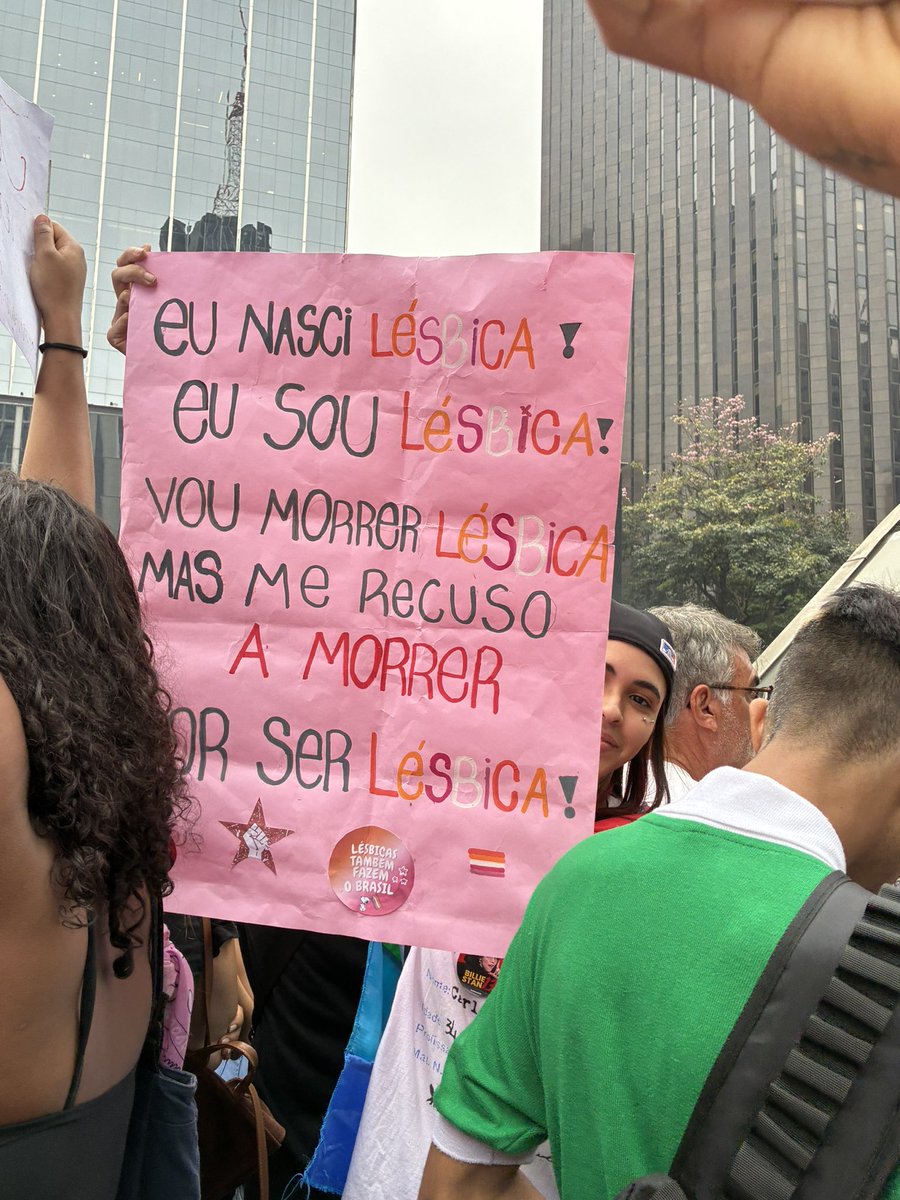 sourwellsy's tweet photo. Seremos resistência nesse país https://t.co/w2yhGSGeZ9