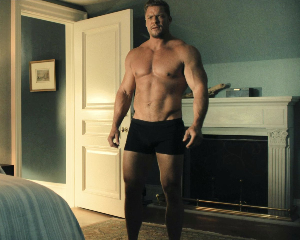alanritchsonhq's tweet photo. https://t.co/qbxpKKHIcu
