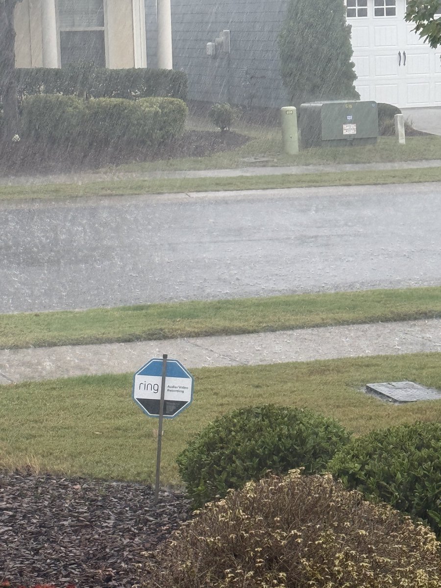 AVWX4's tweet photo. @NWSRaleigh flooding in backyard in SE Durham county near a brier Creek off leesville road  #NCwx https://t.co/5NvvTZgzuf