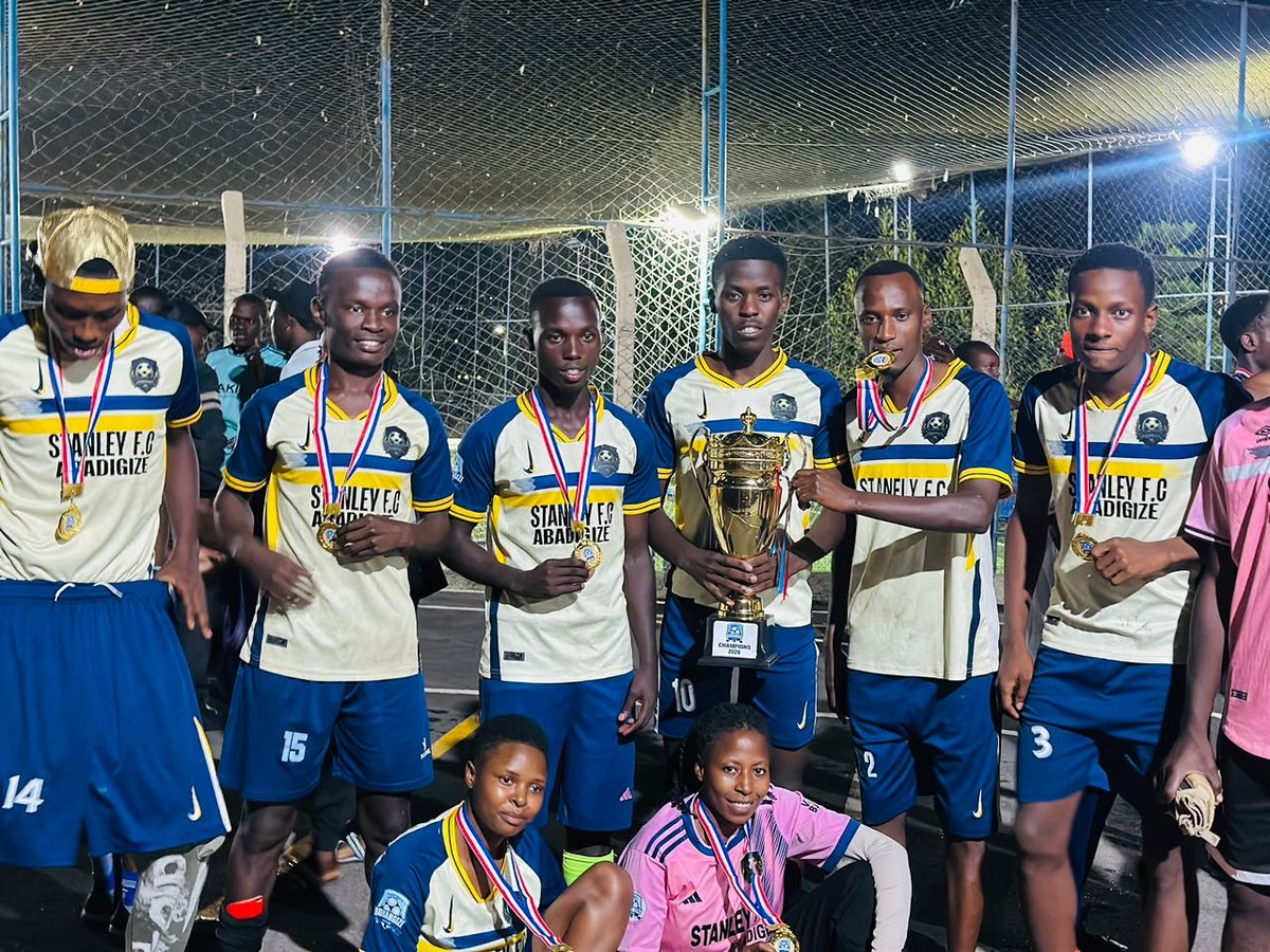 BubzLeague's tweet photo. Champions of #BubzLeagueSnIV 

@fcstanley2 you set a good record!!

Appreciation to sponsor @arinait43136330 and The family of late Stanley Owanzoire (Former H/M @Bubangiziss ) https://t.co/mVXnP0X3vD