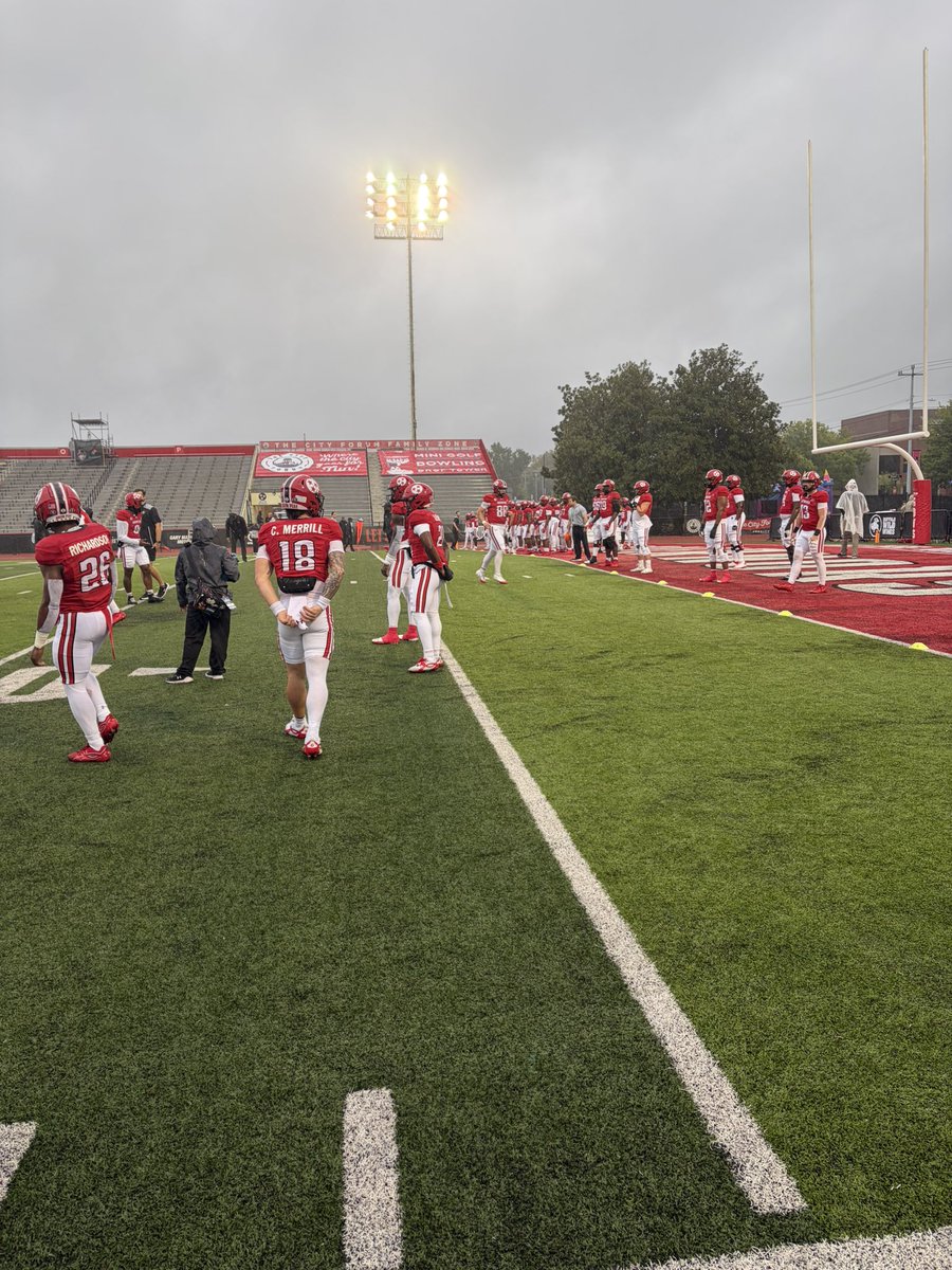 BryceRaysor11's tweet photo. Great day @GovsFB yesterday, really enjoyed the game day experience Thanks @CoachBWill24 for having me out there.  @vernonporte17 @ashlynmwood @NPCoachJeff @iguerin @mfarrellsports @JamaleFoster @ZLendyak https://t.co/hiySlOz2mV