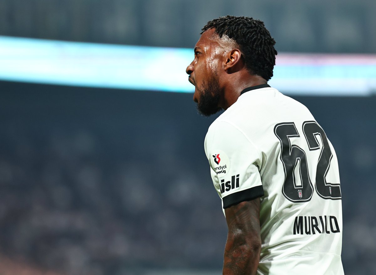 Besiktas's tweet photo. İlk yarıdan fotoğraflar. 📸

🏴🏳️ https://t.co/9lrXp7byKq