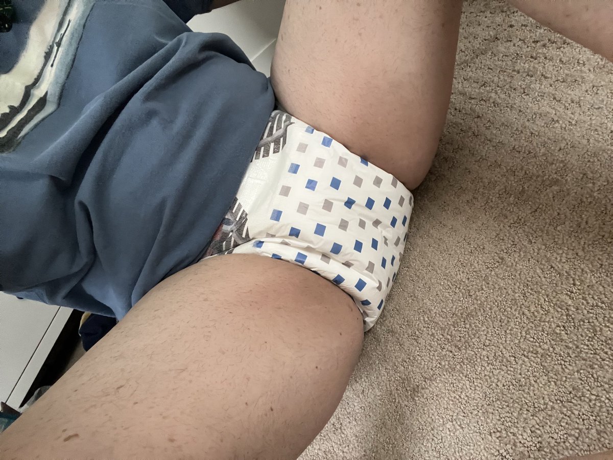 wetnaps247's tweet photo. #diaperboy #diaperfag  #abdl #diaperbutt https://t.co/CDyjjaM0Bx