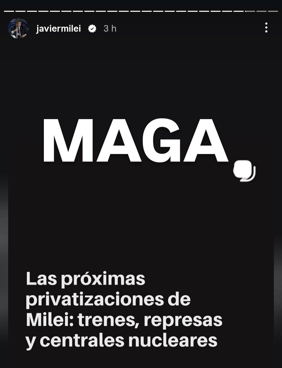 MConurbasic's tweet photo. El PELOTUDO se jacta de estar regalando nuestro país.
Y los imbéciles lo siguen aplaudiendo. https://t.co/Wx4mglWeXE