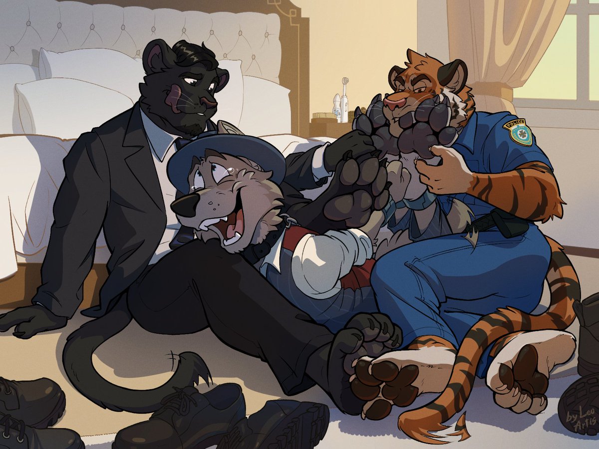 LeoArtis1's tweet photo. 🐾🐺🐾🥰Commission: Paws in Crosshairs
For: https://t.co/9yzgRXVINI
Characters: Panther is Maxwell, Tiger is Derrick (Max and Rick - (owned Nov-Yena)) and Daniel Gray is wolf (my OC)
#panther #wolf #tiger #paws #police_uniform #furrymale #business_suit #tickling https://t.co/KDi7YSpoR8