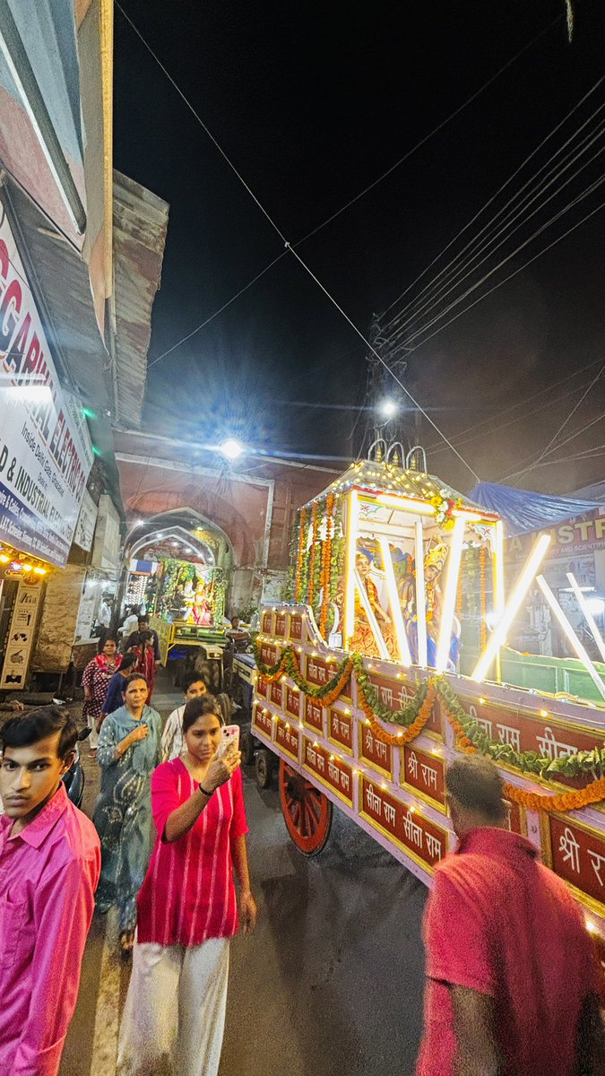 officaltarunbjp's tweet photo. आज ग़ाज़ियाबाद की सबसे प्राचीन एवं ऐतिहासिक श्री सुल्लमल रामलीला द्वारा आयोजित भव्य श्री राम बारात में सम्मिलित होने का सौभाग्य प्राप्त हुआ।

जय श्री राम! 

#श्रीराम #रामबारात #श्रीसुल्लमलरामलीला #ग़ाज़ियाबाद #जयश्रीराम https://t.co/W9iBvEUWf5