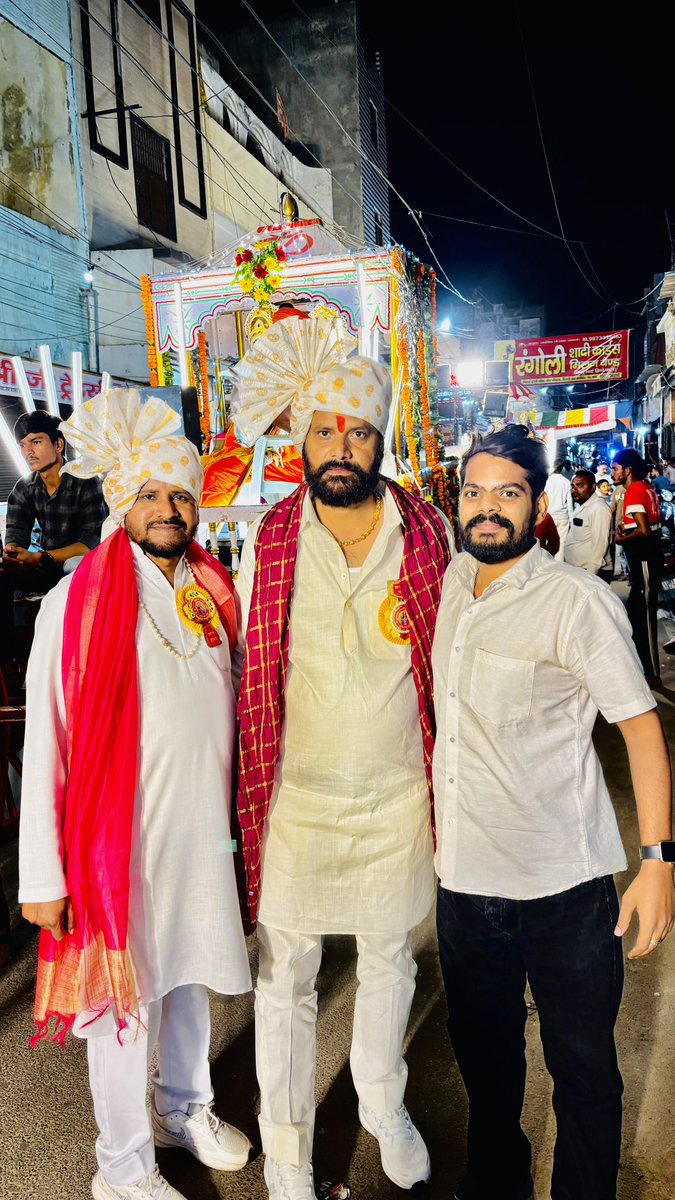 officaltarunbjp's tweet photo. आज ग़ाज़ियाबाद की सबसे प्राचीन एवं ऐतिहासिक श्री सुल्लमल रामलीला द्वारा आयोजित भव्य श्री राम बारात में सम्मिलित होने का सौभाग्य प्राप्त हुआ।

जय श्री राम! 

#श्रीराम #रामबारात #श्रीसुल्लमलरामलीला #ग़ाज़ियाबाद #जयश्रीराम https://t.co/W9iBvEUWf5