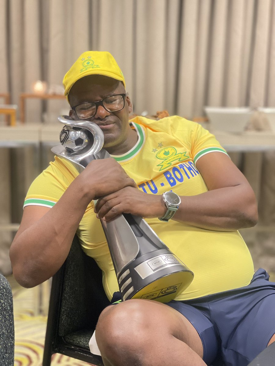 SakhiNgwevela's tweet photo. Bio updated 
20th season at #Sundowns = 24 Winners medal. 
My first trophy was the #SAA8Cup vs. #Pirates at Kings Park Rugby Stadium in 2007. We won 1-0. 
From Kwa-Langa in Cape Town to the world. The story continues.... https://t.co/oEGhns09OO