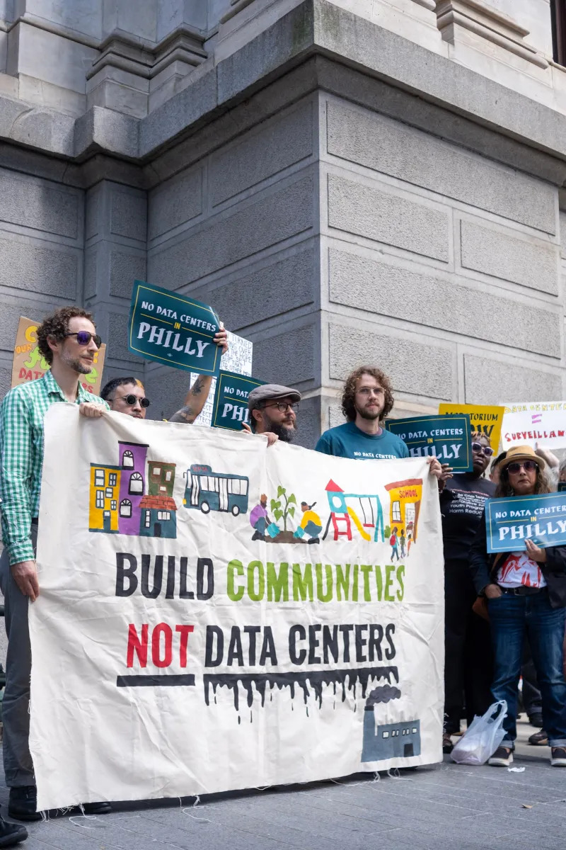 RandyHamilton's tweet photo. Can the AI industry persuade data center opponents by getting rid of NDAs? dlvr.​it/TVsrYg https://t.co/0ihTKagsJ8
