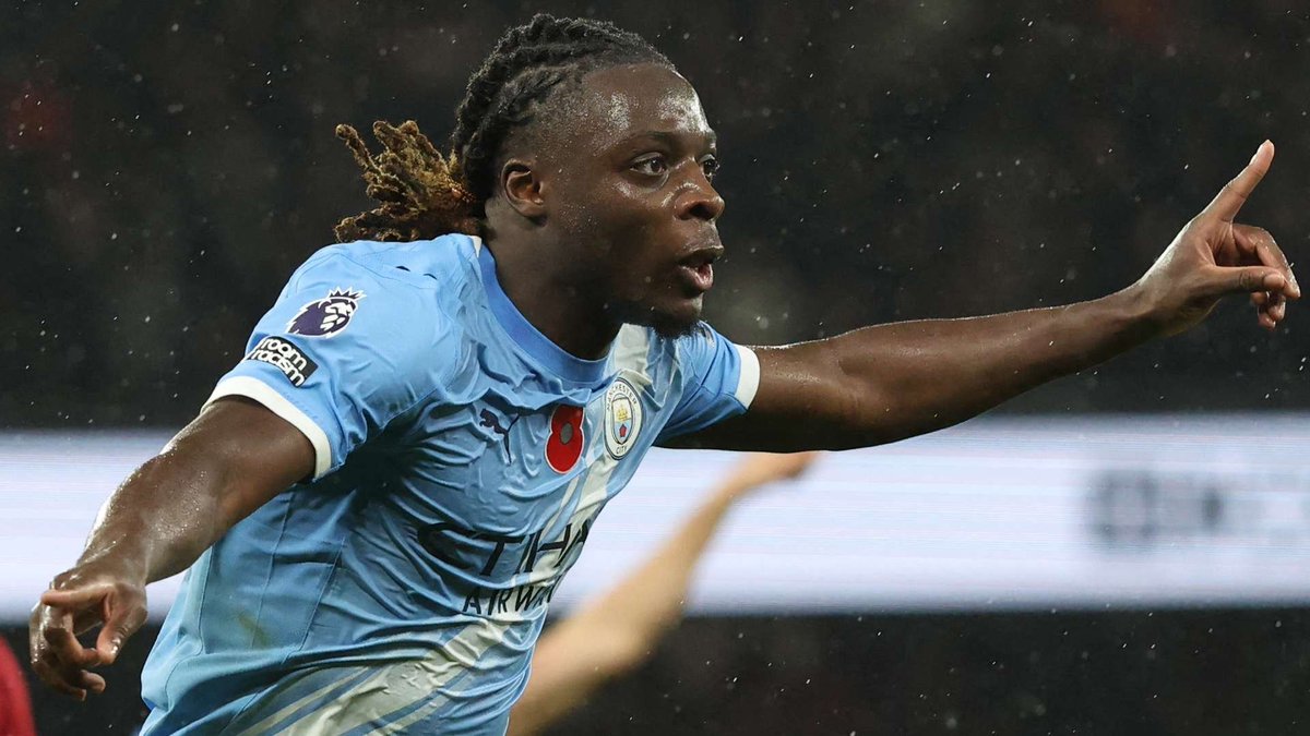 Minnenhleee's tweet photo. 67' GOAL! JEREMY DOKU! ⚡️
Liverpool 0-2 Man City
Two goals in 3 minutes! 10-man Liverpool collapsing!
#LIVMCI #MCFC https://t.co/XwziCta9Br