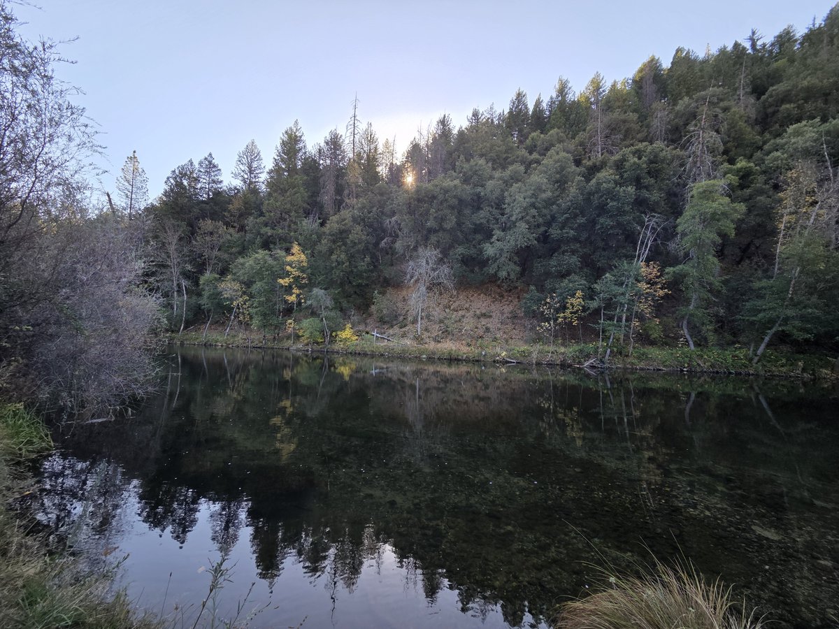_AlleyAwesome's tweet photo. Fall sunrise crest takes awhile #36degrees https://t.co/JF9NulHOXO