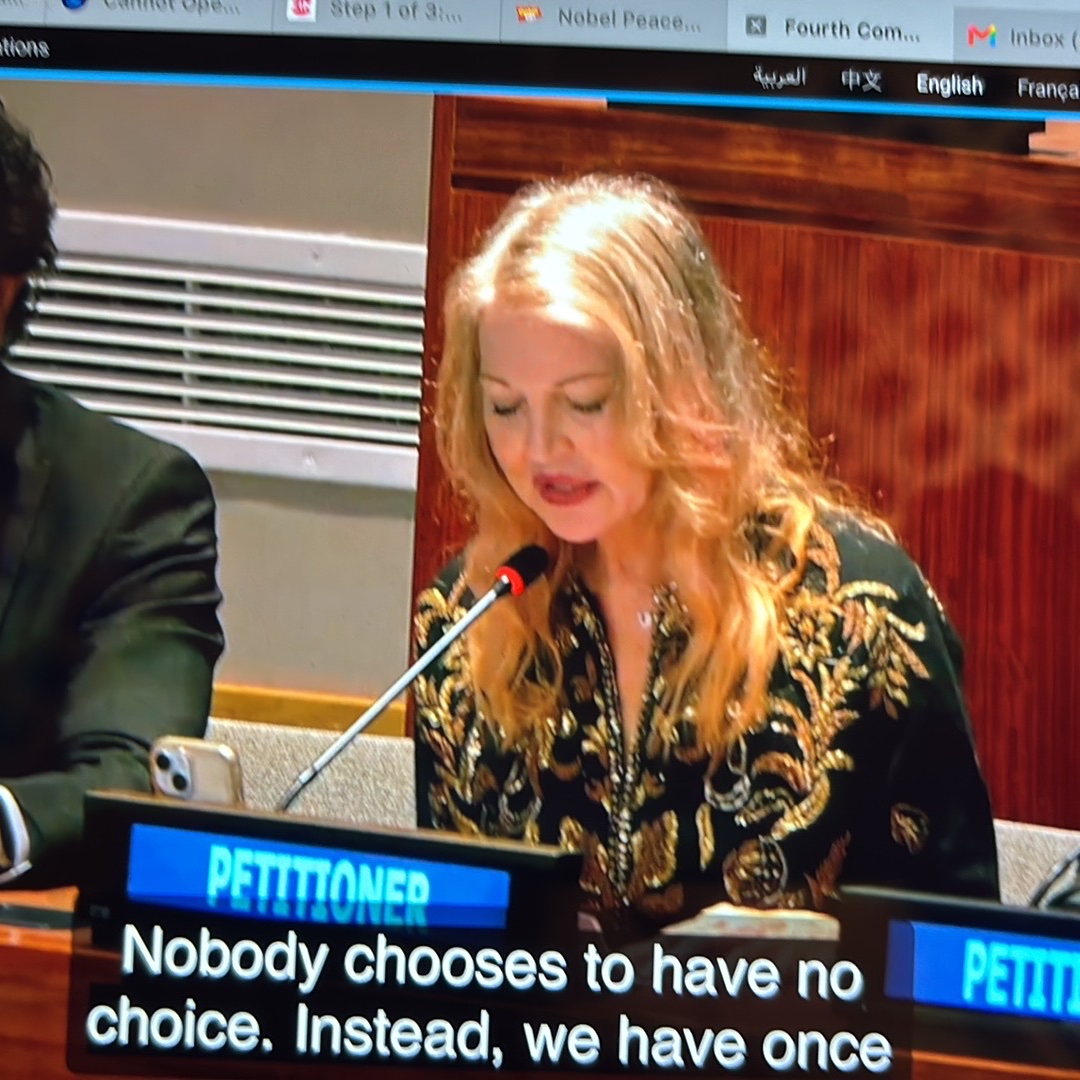 cynthiabasinet's tweet photo. #ipaintfree #feedme #cynthia #nofakesact
#tfgbv
Weapons of #war @unesco
#unga81 #sagaftra #stalkarazzi #westernsahara
#watch @UNWebTV https://t.co/e0OzbtTeYV https://t.co/OzEHNCqZWe