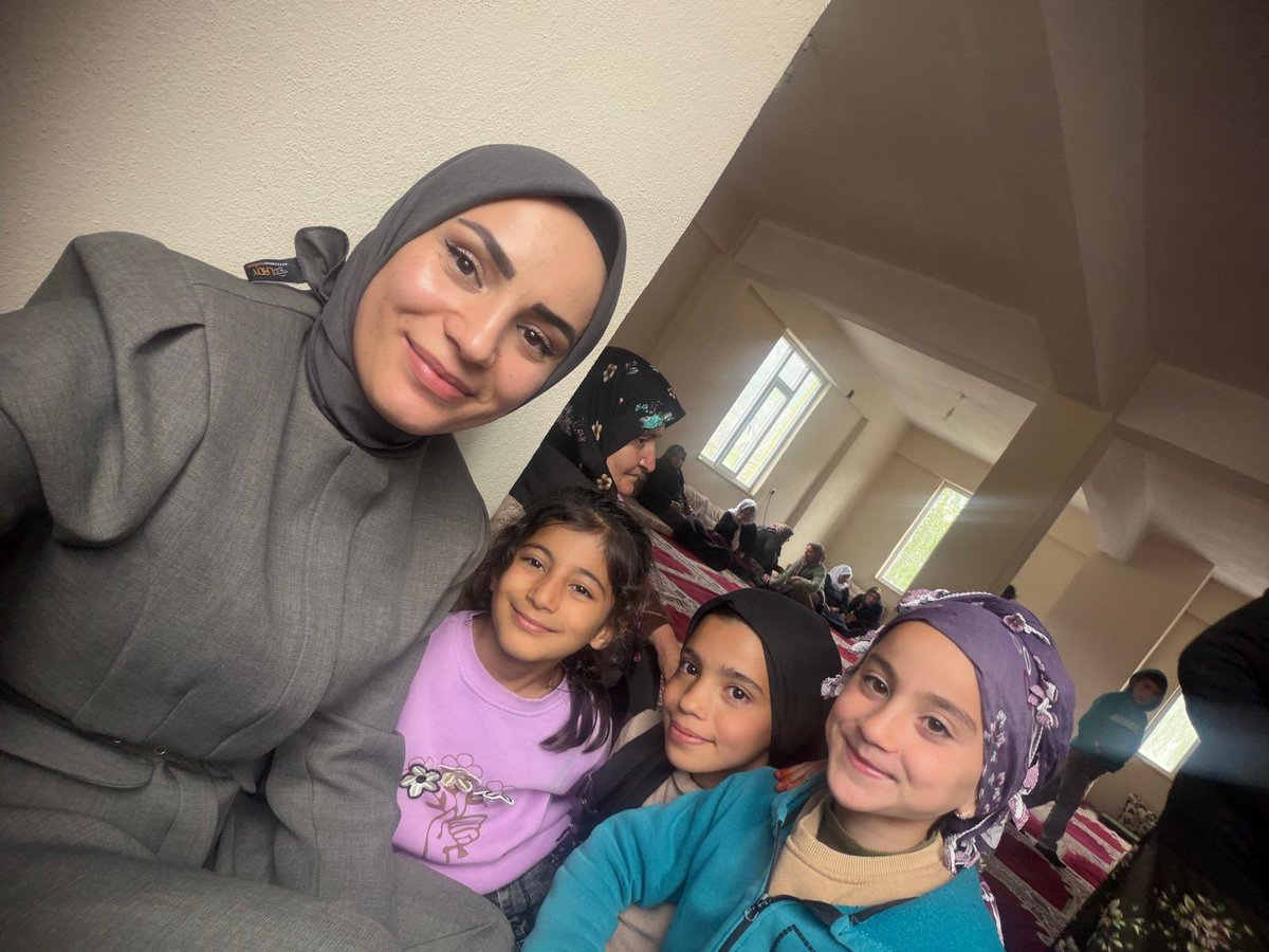Akkadin_Hakkari's tweet photo. 🌸 11 Ekim Dünya Kız Çocukları Günü Kutlu Olsun!

Geleceğimizin umudu, yarınlarımızın ışığı olan tüm kız çocuklarımızın 11 Ekim Dünya Kız Çocukları Günü’nü kutluyoruz.

Gülüşünüz hiç solmasın, hayalleriniz hiç yarım kalmasın güzel kızlarımız. 🌸

#DünyaKızÇocuklarıGün 
#11Ekim https://t.co/9PXPDuWaHo