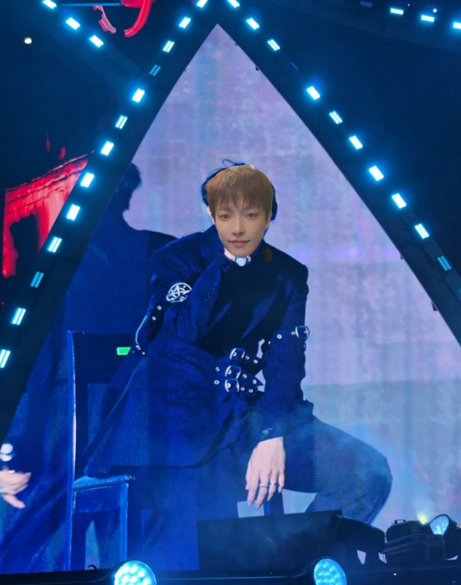 nazyhwa's tweet photo. karşınızda istanbul festivali honcuku
#ateez https://t.co/ubRhbhXBW6