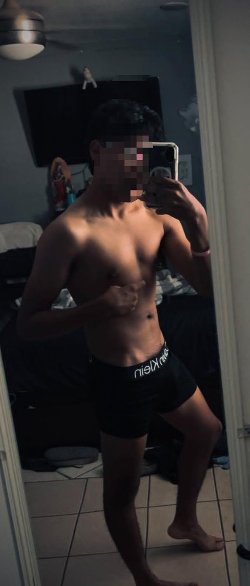 Jonathangijx's tweet photo. Good morning😼
#masc #dl #nsfw #latino #twink https://t.co/0zHg3to1cx