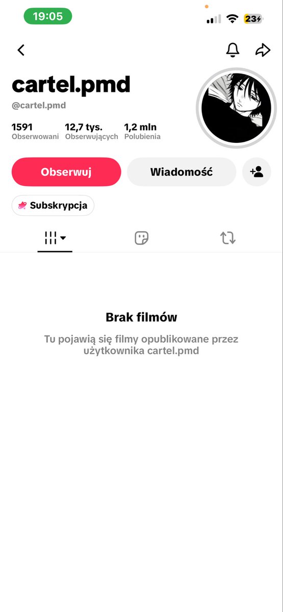 Zuzus337575's tweet photo. kolejna dziwna podejrzana osoba z tcc #krwawypiątek skrin z wiadomosciami z komenatrzy na tik toku https://t.co/6ZoHxD1Y1l