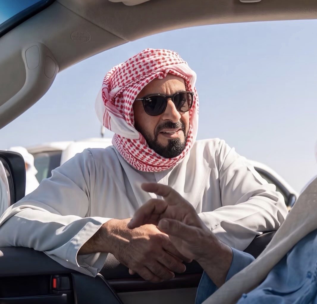 _Mn9wwr's tweet photo. شبيه زايد 🤍 https://t.co/YMKRP1U9yV