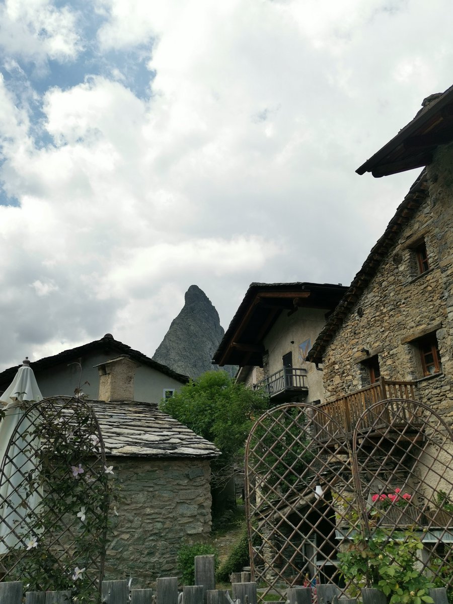 onthealps1602's tweet photo. Borghi d'Italia:#Chiappera in provincia di Cuneo https://t.co/EF2gZgUaog