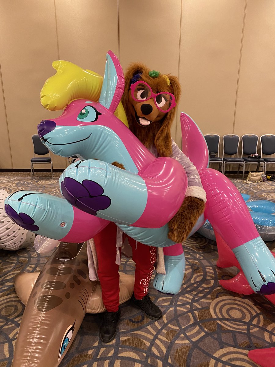 BreeGingersnap's tweet photo. Hello, sweetie! Can you take care of this puppy for me? Thanks! https://t.co/Z6AhysKeXC