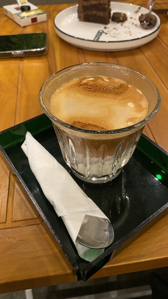 chaos80s's tweet photo. salt bread agak burnt &amp; selalu sulit memilih filter ato dirty latte https://t.co/YniQbUAxQQ
