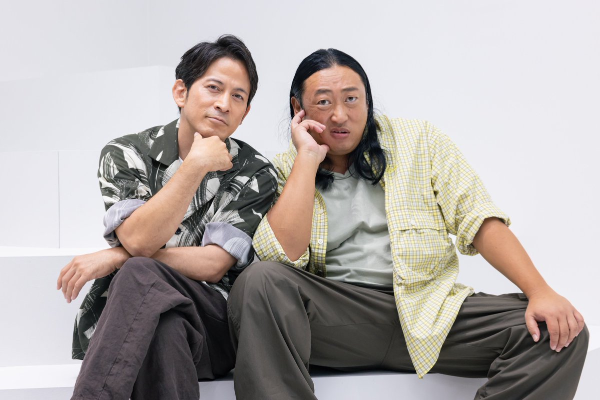 TVGweb's tweet photo. 今夜スタート📺
「岡田准一とロバート秋山の今さらシロー！」
岡田＆秋山インタビュー✍️🏻
---

岡田が語る「学校へ行こう！」への思い
お互いの関係性や
GP帯レギュラーへの本音を告白💭

初回は二宮和也と東京・葛飾を街ブラ
思わず笑えるやりとりも展開🚶🏻‍♂️

https://t.co/dBdzR0jvaz

#今さらシロー https://t.co/vpyyYWOvGl