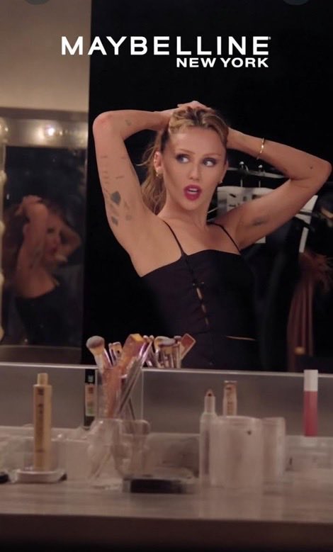 mileyplusdotcom's tweet photo. MAYBELLINE COMPARTILHA MAIS UM VÍDEO DA CAMPANHA DE MILEY
📍🖥️📱Leia mais sobre esta e outras notícias no nosso site, MileyPlus! Link na bio.
.
.
.
@miley #miley #maybelline #ad #campanha https://t.co/TgRXDAwd97
