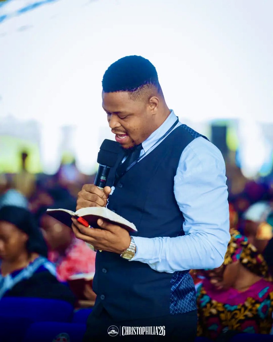 DanielOklobia's tweet photo. Christophilia’26 for me was nothing short of amazing encounters with God. Thank you DLCF 🙌
I’ve been transformed so it’s time to transform every campus and culture. 🤗
Happy Christophilia Sunday
#Christophilia
#timelesschrist https://t.co/OXZeESfDiR