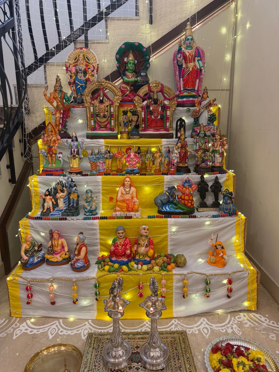 Akshay_VAK's tweet photo. Thread: Shubh #Navaratri everyone. Our Koluvu this year- part 1 (this pic)- the basic display. 
Part 2 (rest of the thread)- depictions of Hindu lore and Indian life (1/18) https://t.co/5ijrVjPuMr