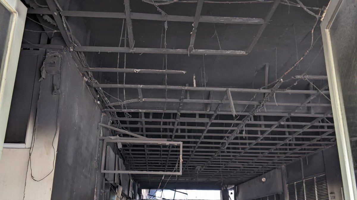 KigaliUpNews's tweet photo. JUSTIN: The Rwandan government has condoled traders and members of the private sector in Musanze District following a fire that gutted much of #GOICO Plaza—the main market in the city—on Saturday, October 10 https://t.co/Ad74ZNooN9
