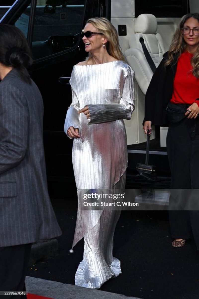 politicalscandy's tweet photo. Carey Mulligan in Celine ss27 https://t.co/JxrhXsubsH