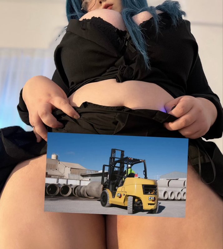 goddessmeli200's tweet photo. sadly no one guessed 😔 it was clearly a 2007 Pneumatic Tire Cat® DP45 Forklift with a 4.5 ton lifting capacity https://t.co/gacTZzvFLv