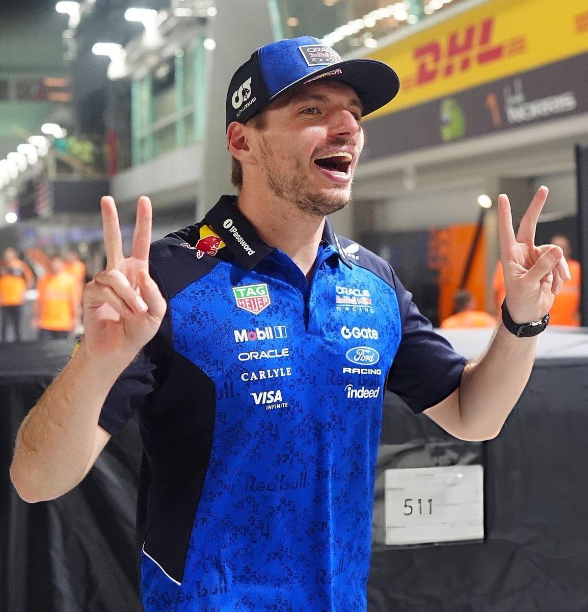 maybezax's tweet photo. peace ✌️ peace ✌️ https://t.co/ecg4doU6zb