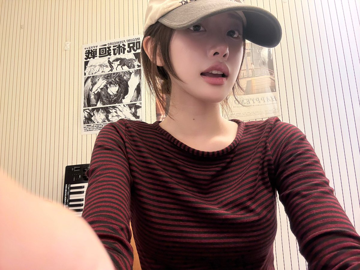 gwnam_'s tweet photo. 어떻게 올려주는 셀카마다 미모를 갱신할 수가 있지??? https://t.co/JxpABkv0wG