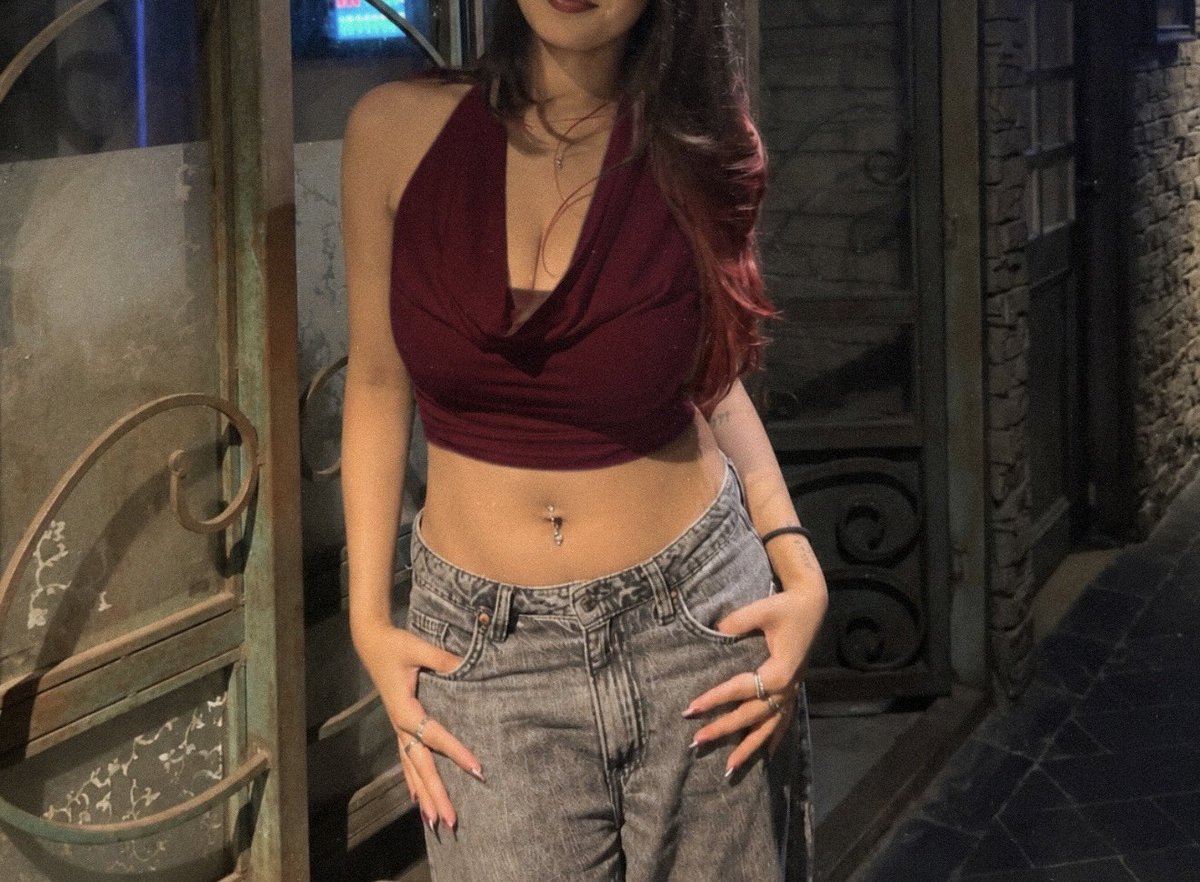 goddesstanvixxx's tweet photo. 🤣🫵🏼 https://t.co/lQN2oSiz8G