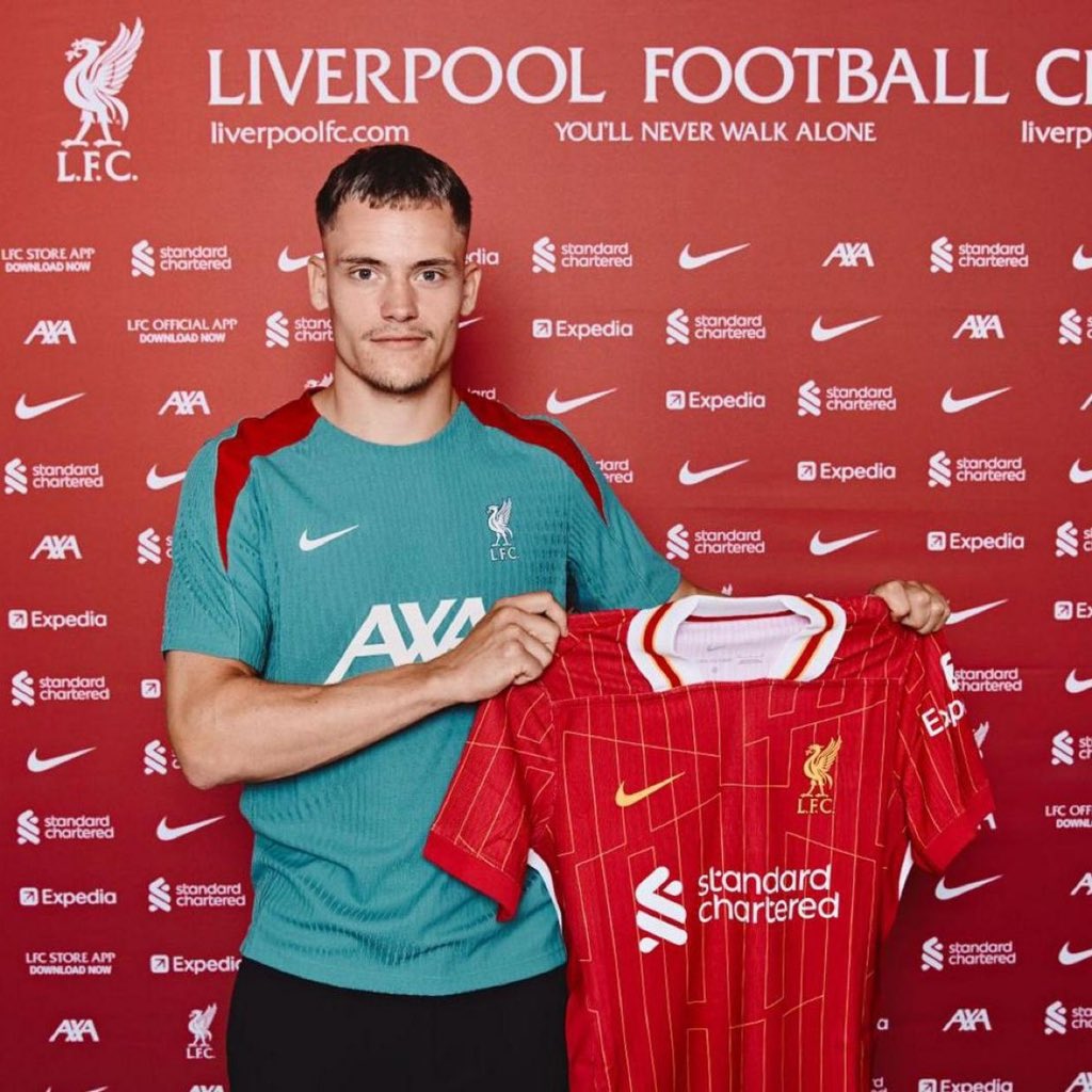 Q_YNWA37's tweet photo. @LFC Wirtz will go down as one of the WORST transfers in Premier League history… https://t.co/kdYnJWE7mg
